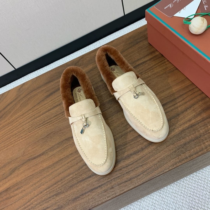 L0r0 P1ana loafers